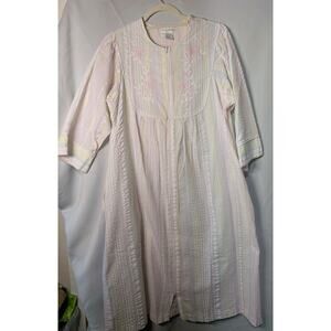 Miss Elaine Women's Pastel Striped Embroidered Nightgown Full Zip Medium (722)